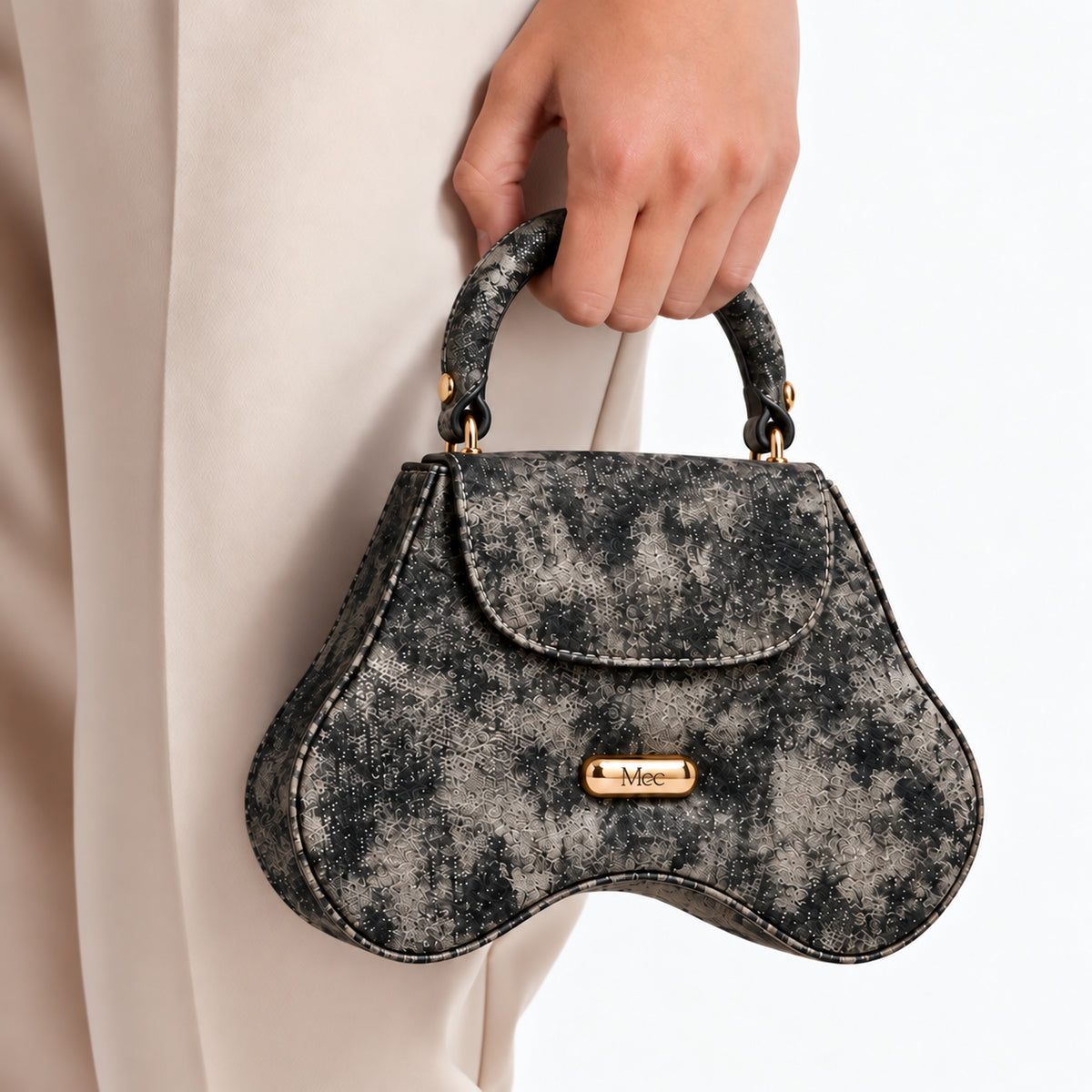 Diva Obsession Bag