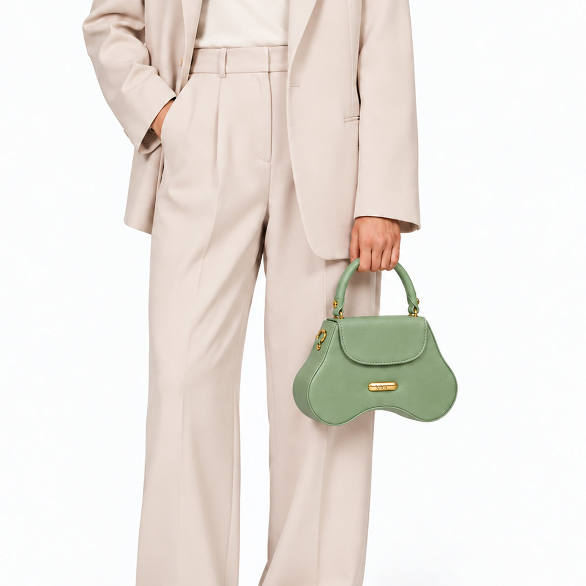 Saga Obsession Bag
